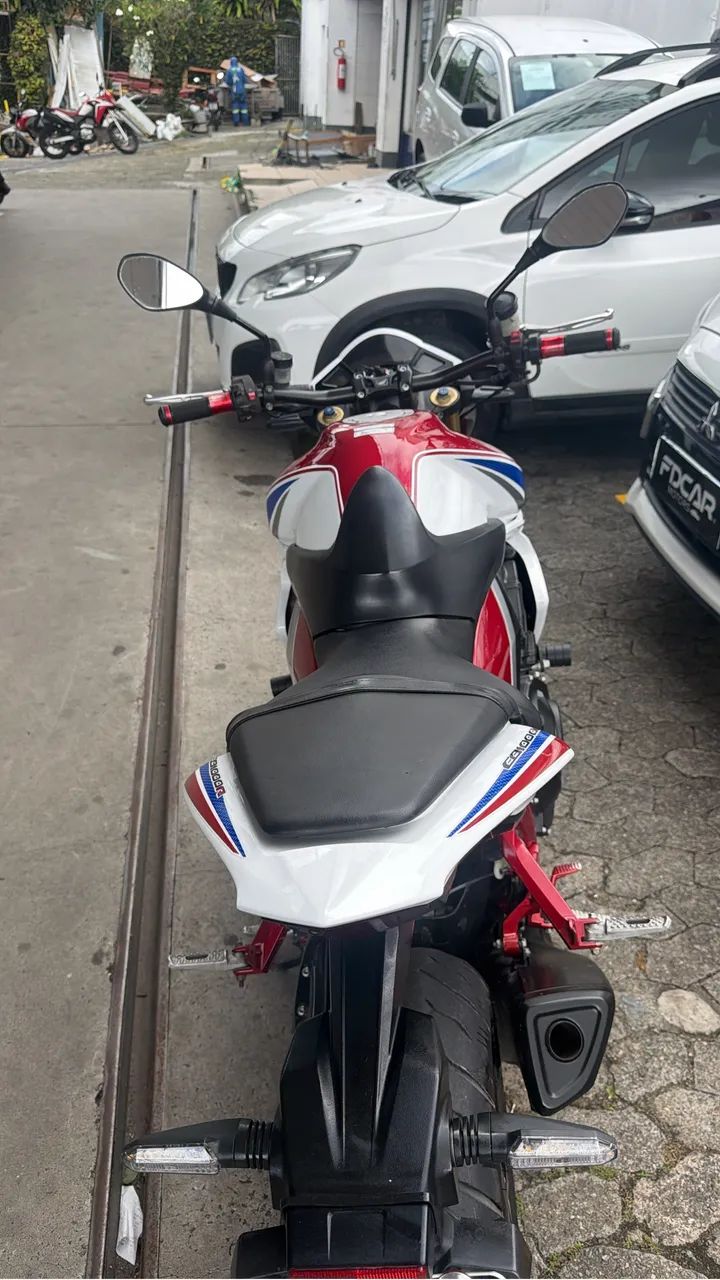 CB 1000R 2013 zerada