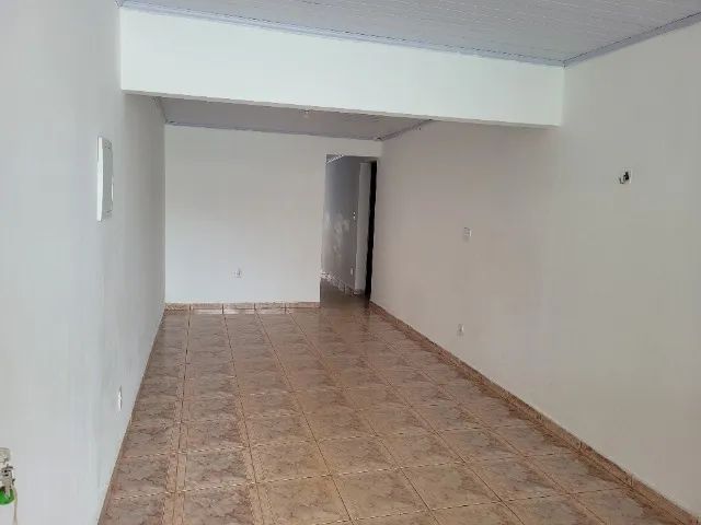 Vendo Excelente Casa reformada - direto com o proprietário - Foto 2