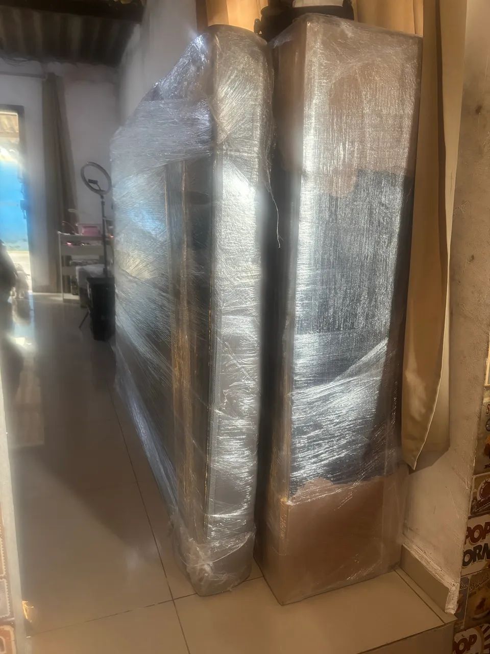 Cama box baú casal com colchão  nova 