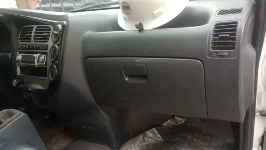 KIA BONGO 2500 - Foto 4