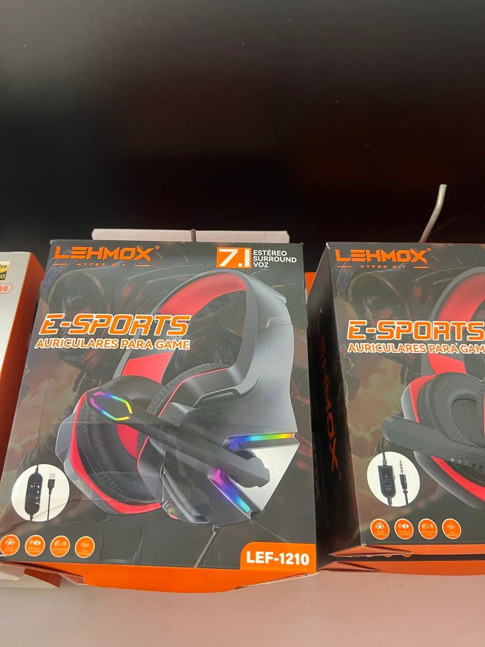 Fone de ouvido E-Sports Auriculares para gamer 