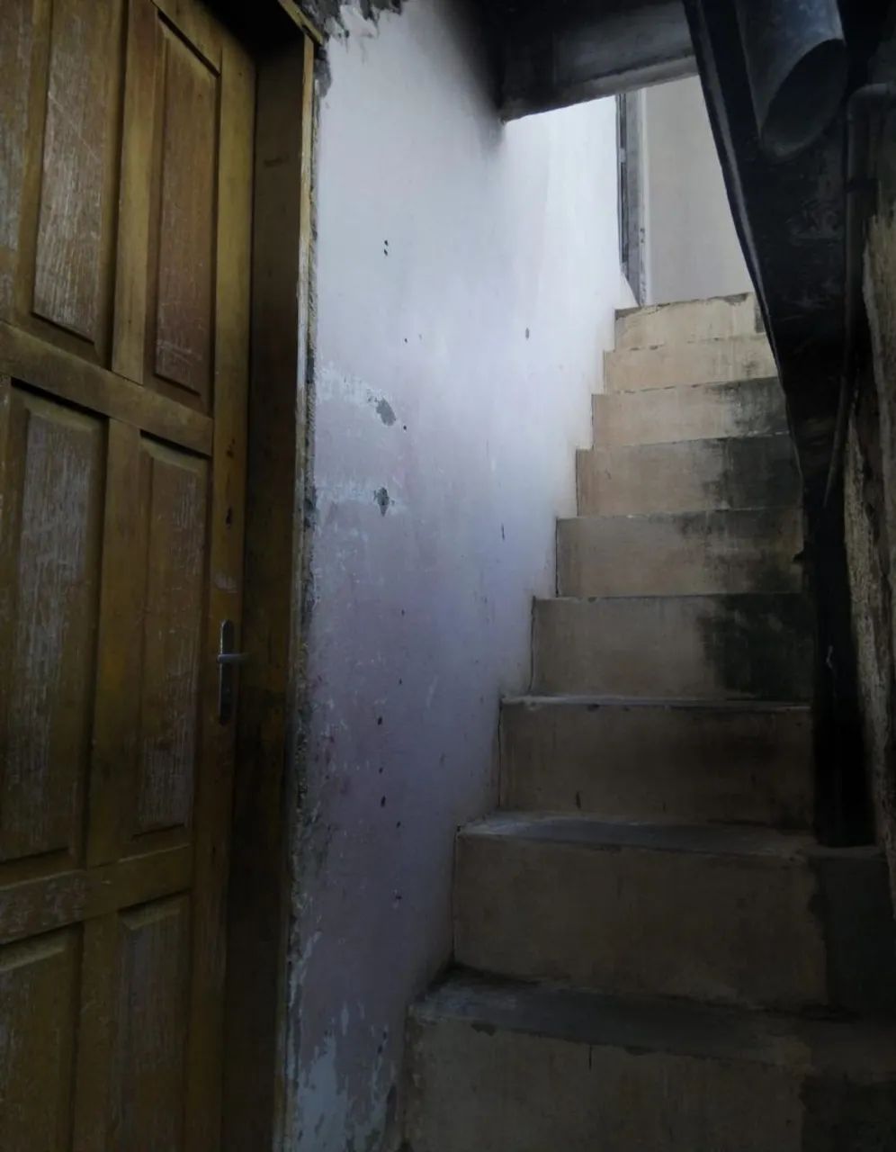 Casa com ponto comercial em baixo. - Foto 3