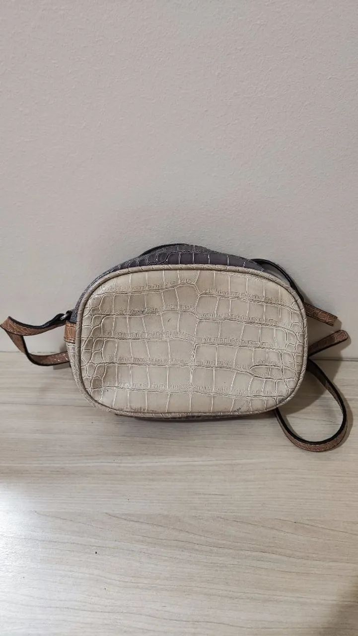 Bolsa transversal Guess - Foto 3