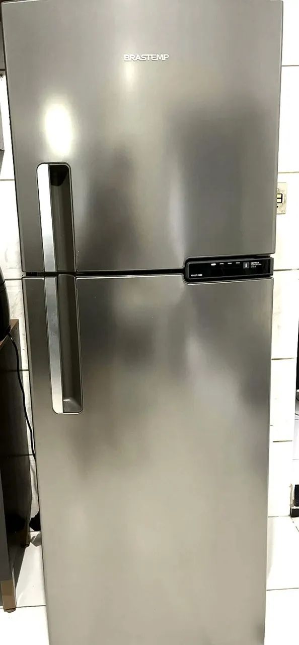 Geladeira Semi Nova
