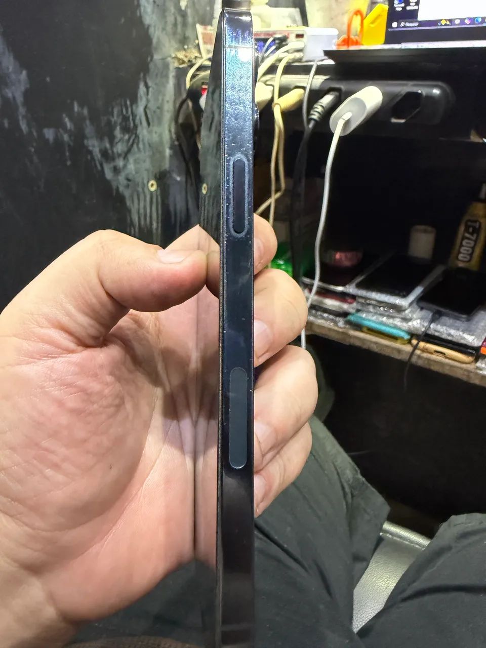 Iphone 12 pro Max Azul - LEIA Tudo  - Foto 2
