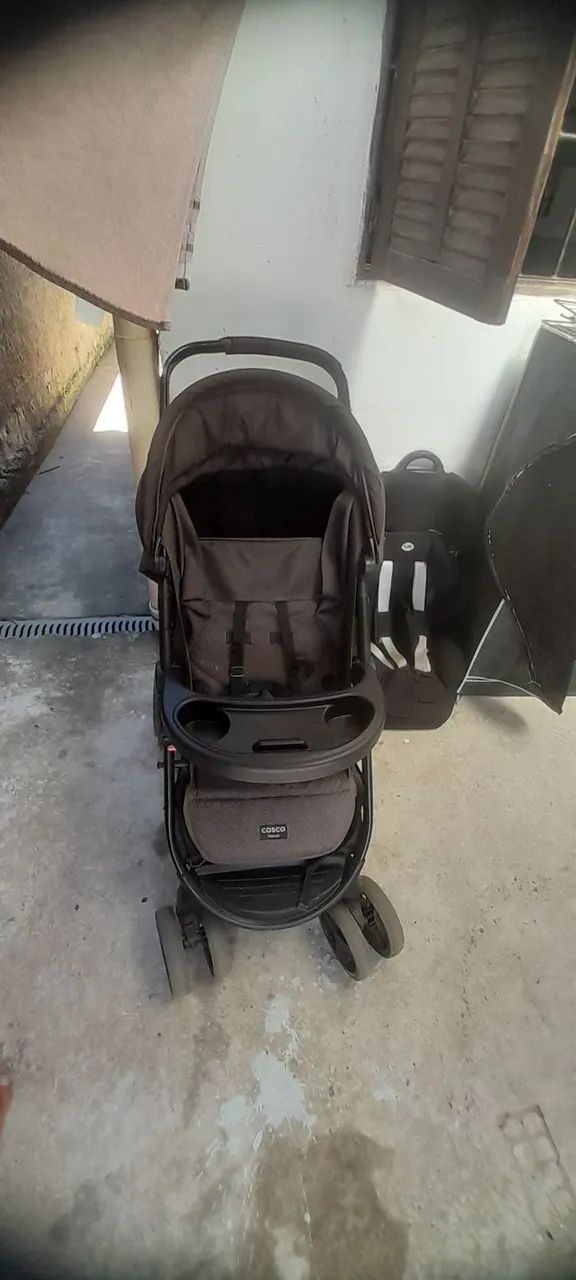Carrinho de bebe Cosco