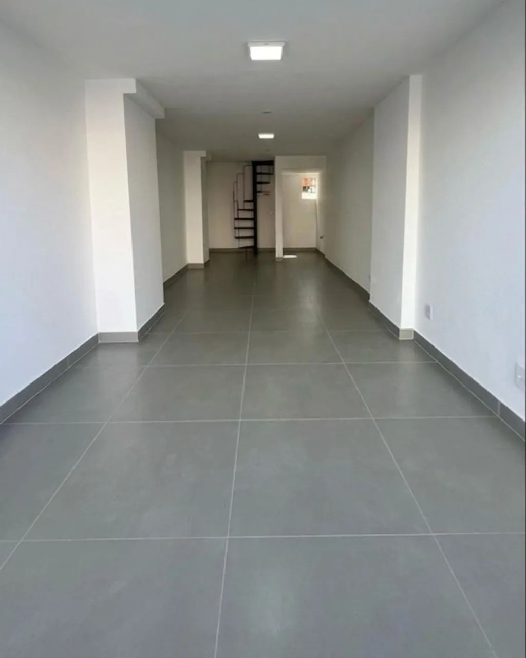 Loja de 60m2 no coração da Cezar Hilal