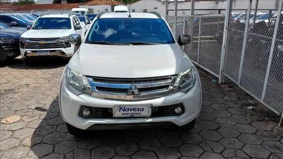 Mitsubishi L200 2020