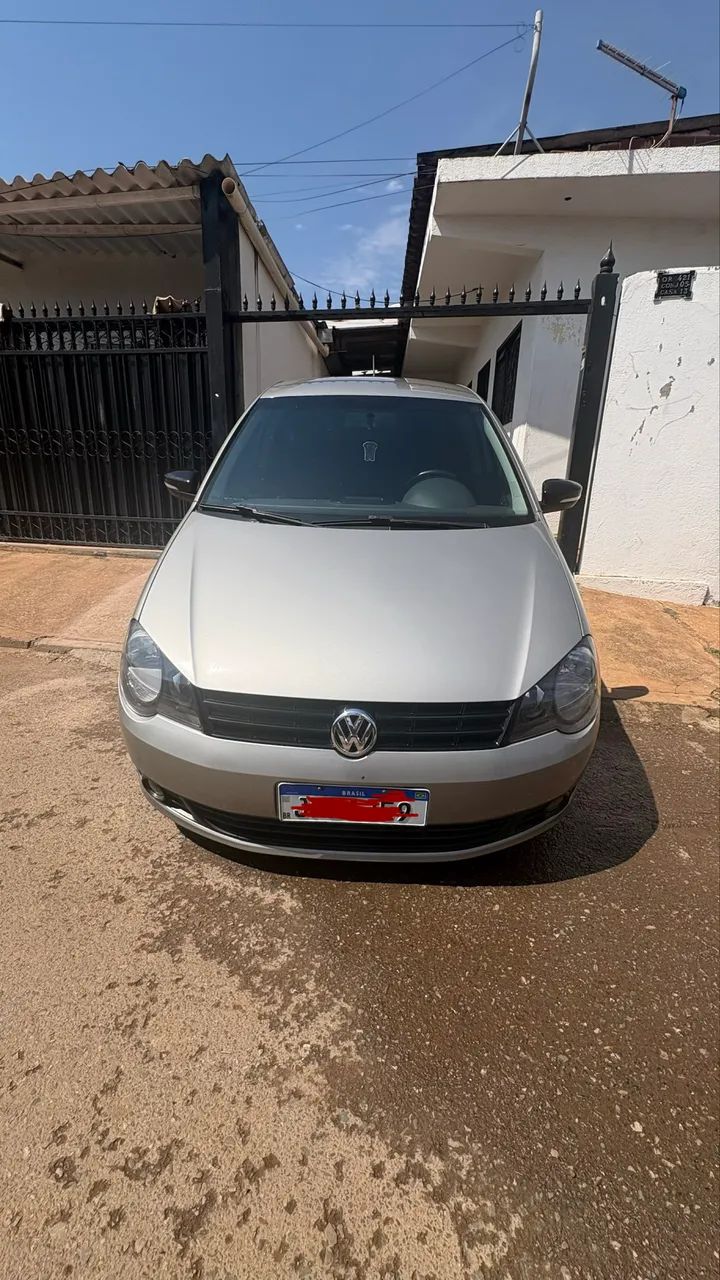 Volkswagen Polo Polo 1.6 Mi/S.Ouro 1.6 Mi Tot.Flex 8V 5p 2013