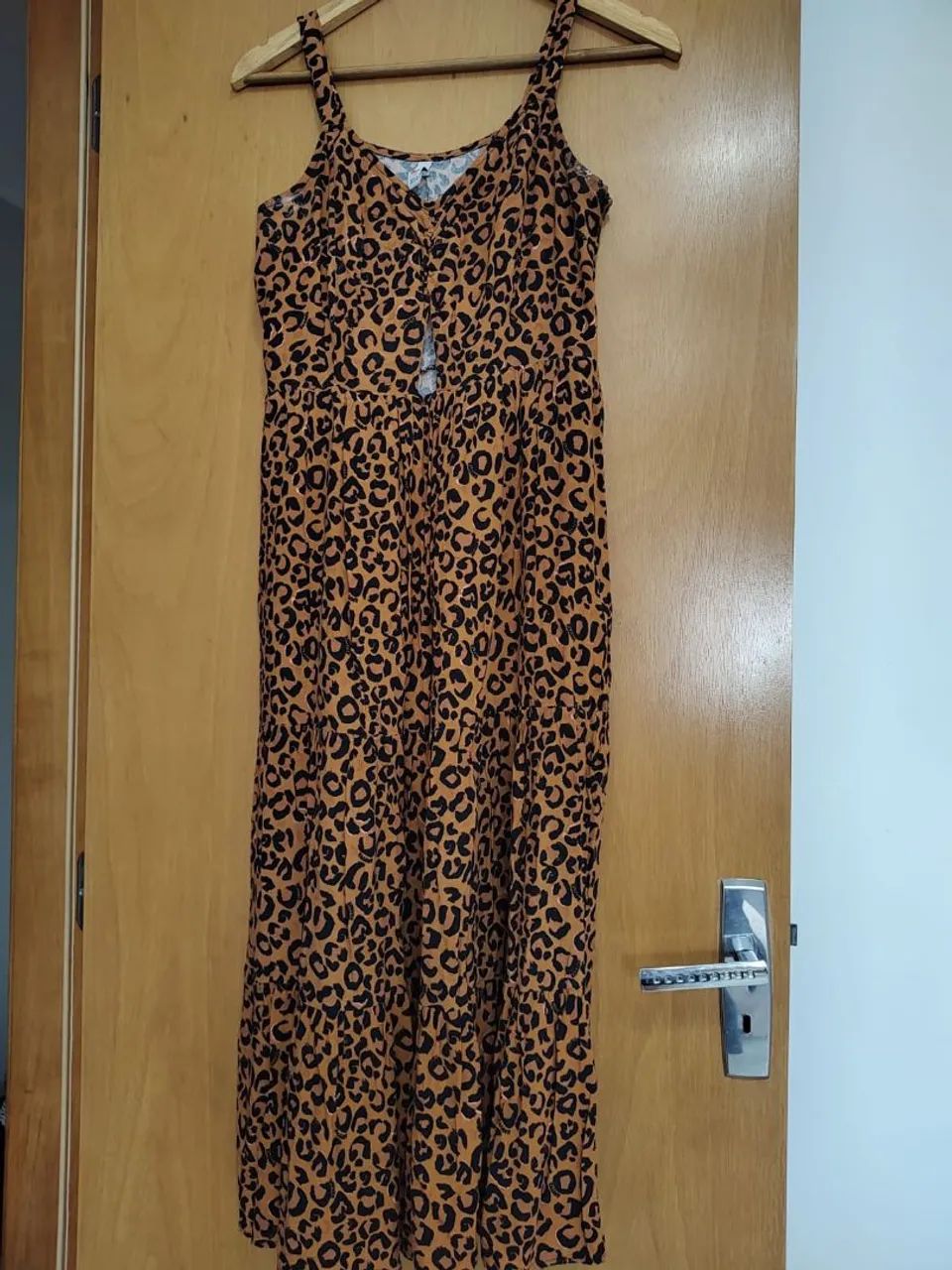 Vestido midi de onça