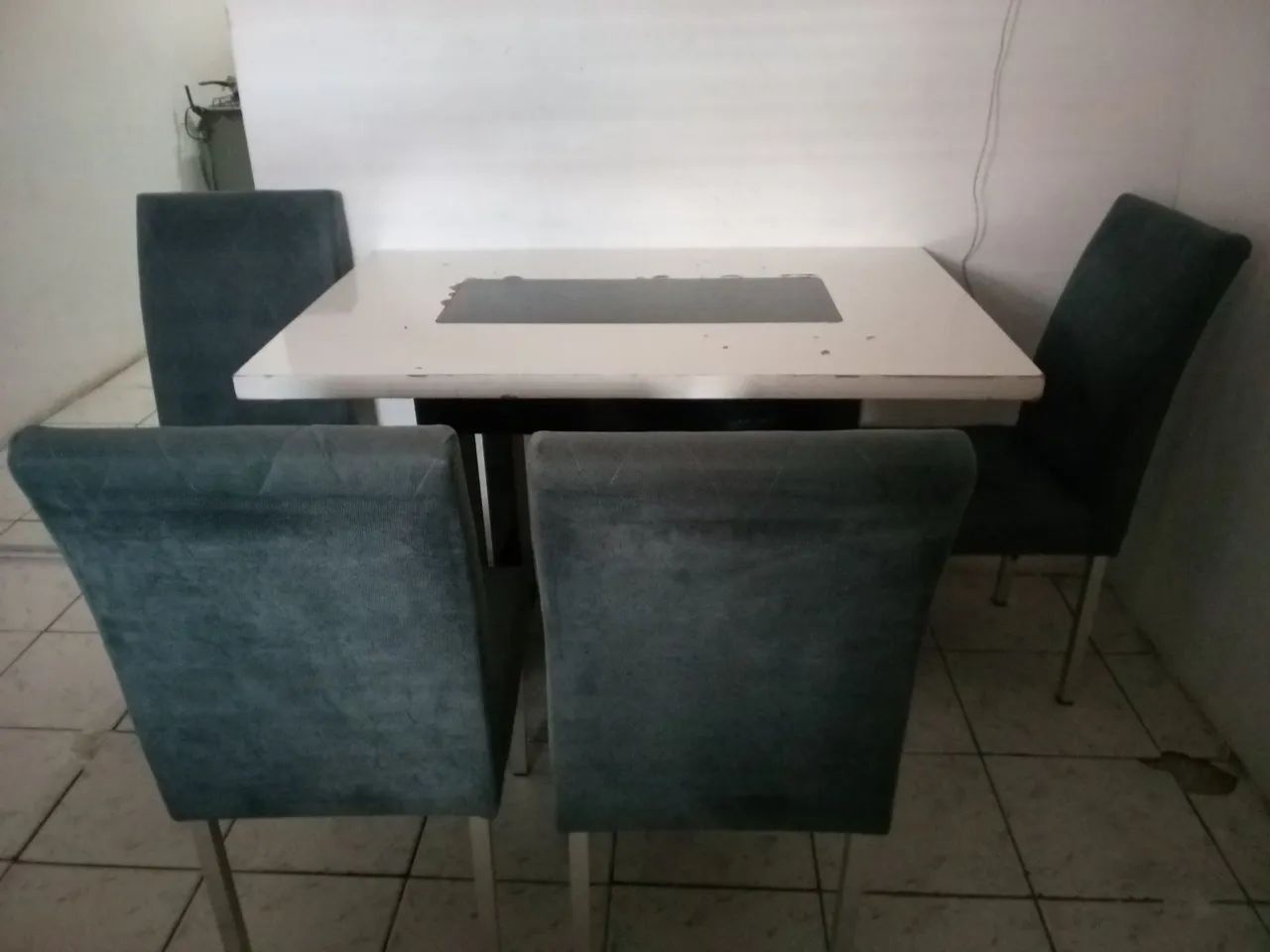 mesa e 4 cadeiras  - Foto 2