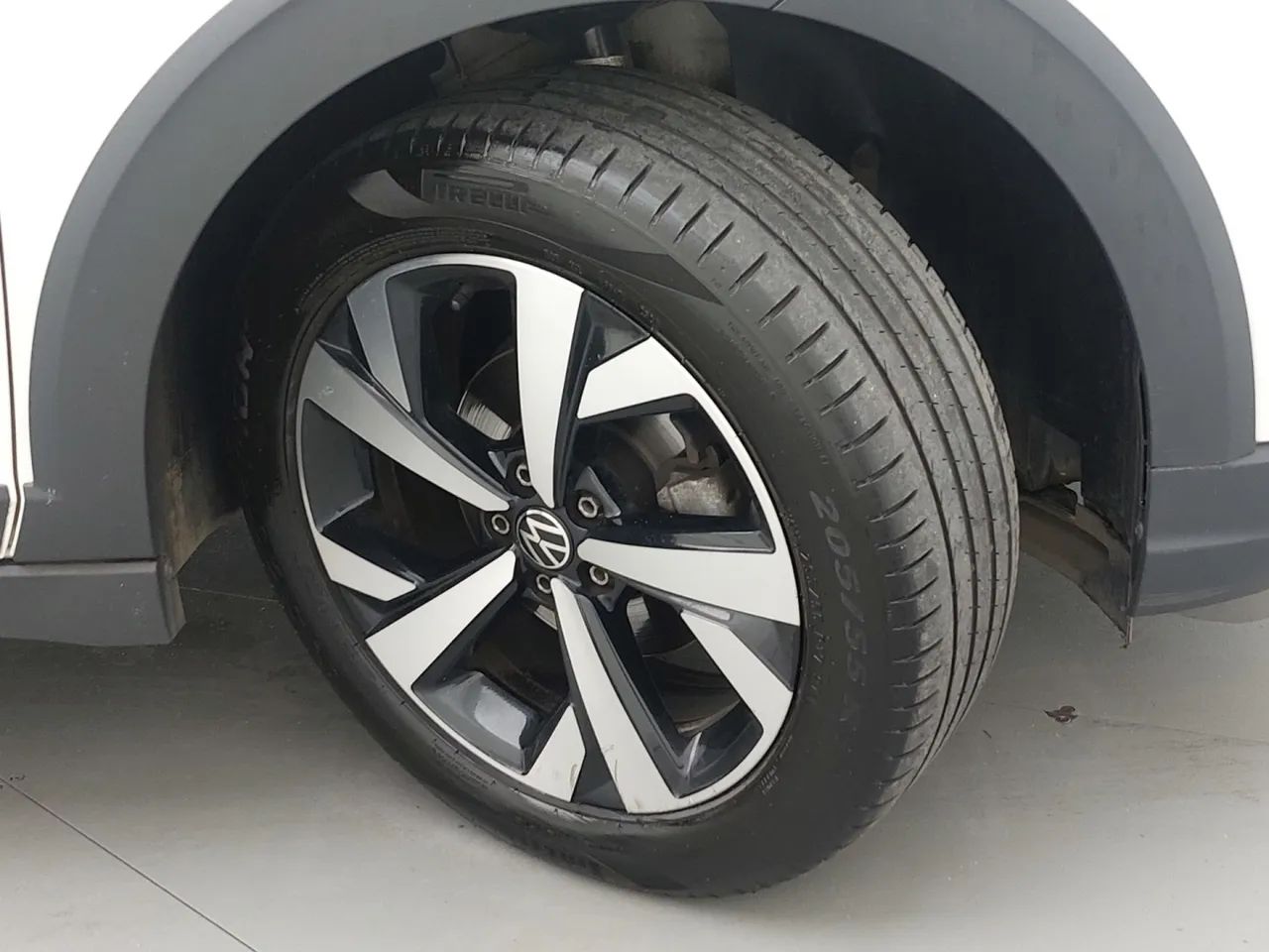 Volkswagen Nivus Highline 1.0 200 TSI Flex Aut., foto 13 de 18