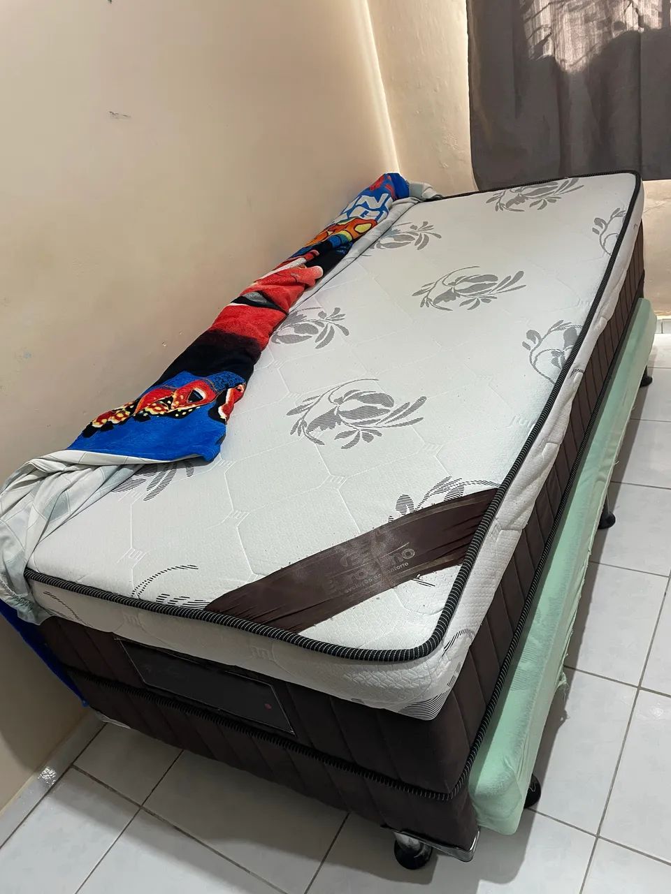 Vendo bi cama  com baú  - Foto 3