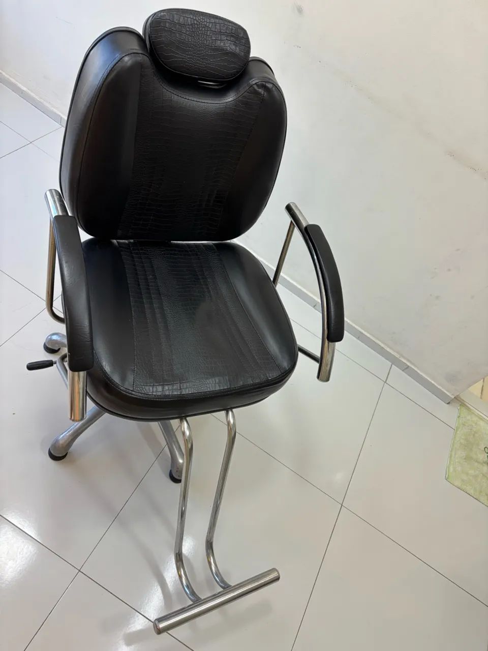 Cadeira pra salão  - Foto 2