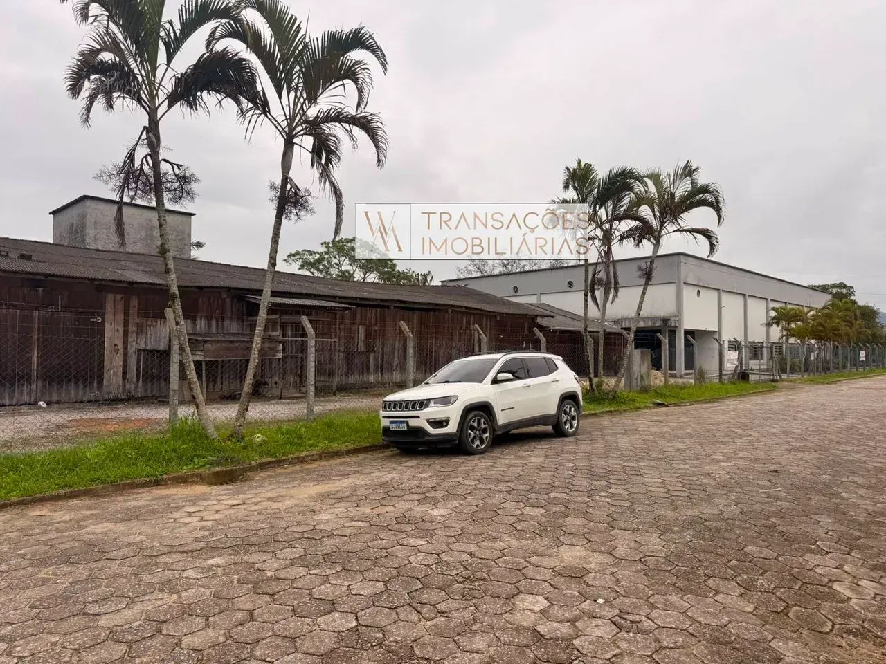 Galpão para aluguel com 1850 metros quadrados em Centro - Santo Amaro da Imperatriz - SC - Foto 2