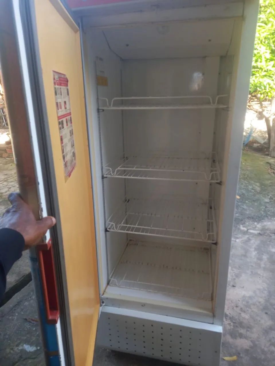 Frizer vertical Brahma - Foto 3