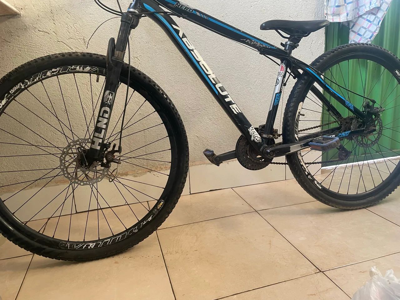 Bicicleta Absolute Nero Aro 29 - Freio a Disco e Câmbio Shimano - Foto 4