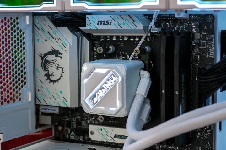 7900 - 32GB - RX 7900XT - Foto 4