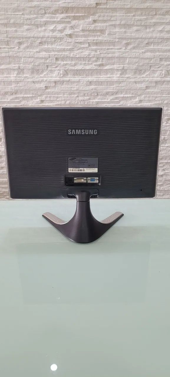 MONITOR SAMSUNG BX2050 20'' WIDESCREEN VGA DVI-D PRETO 127/220v - Foto 2