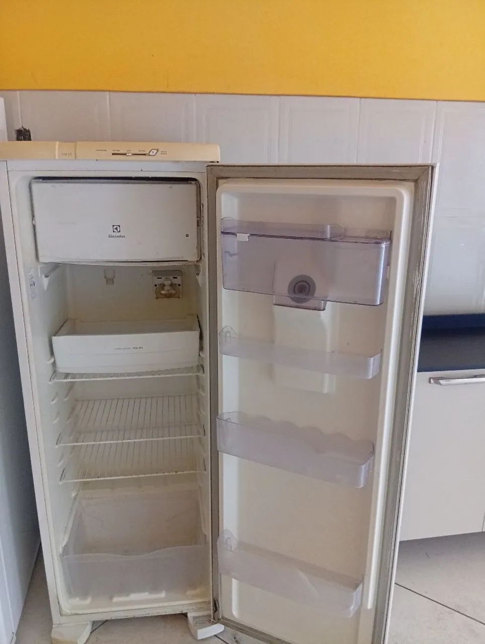 Geladeira Frete grátis  - Foto 4