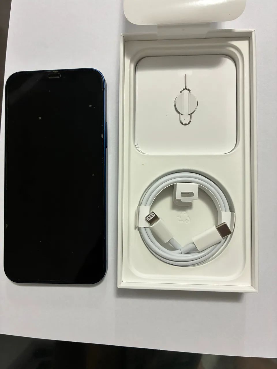 Iphone 12 - 64GB Azul