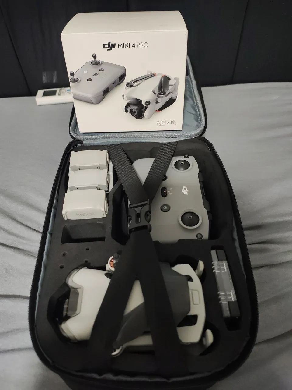 Vendo dronedji mini 4 pro combo completo+bateria plus  - Foto 5