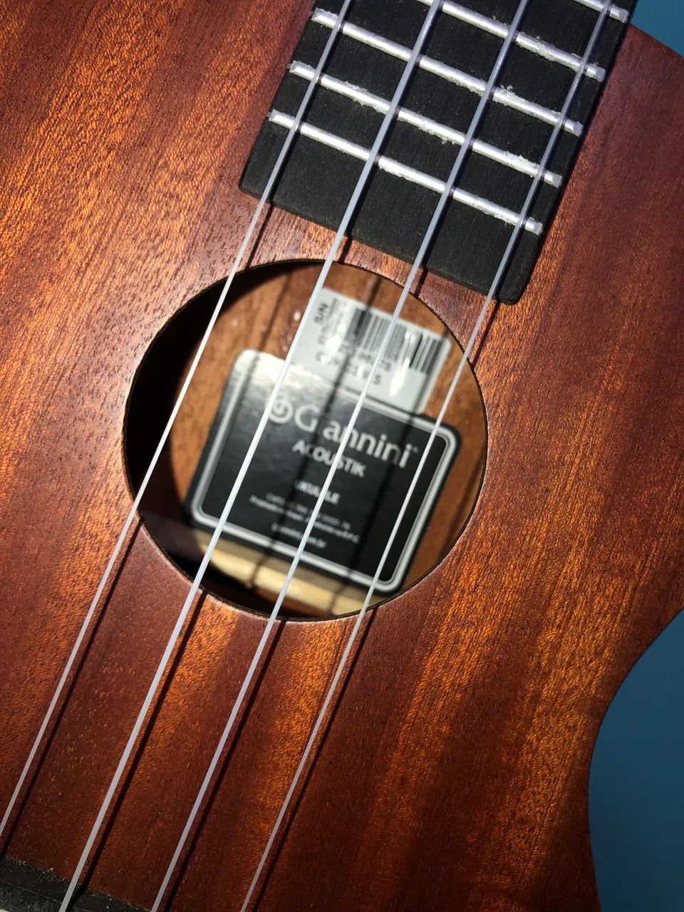 Ukulele Giannini NOVO + Case - Foto 2