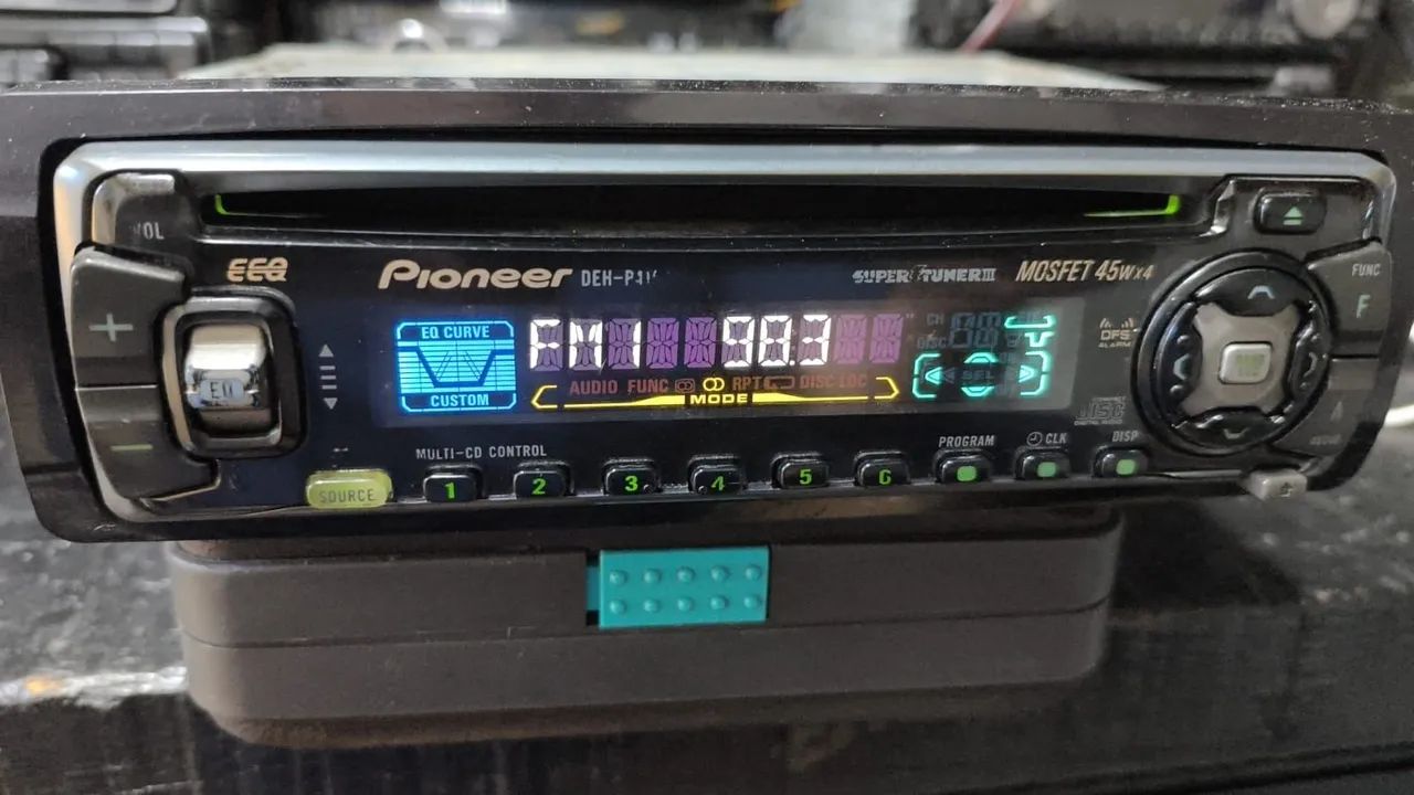 Rádio Pionner DEH P31  - Foto 4