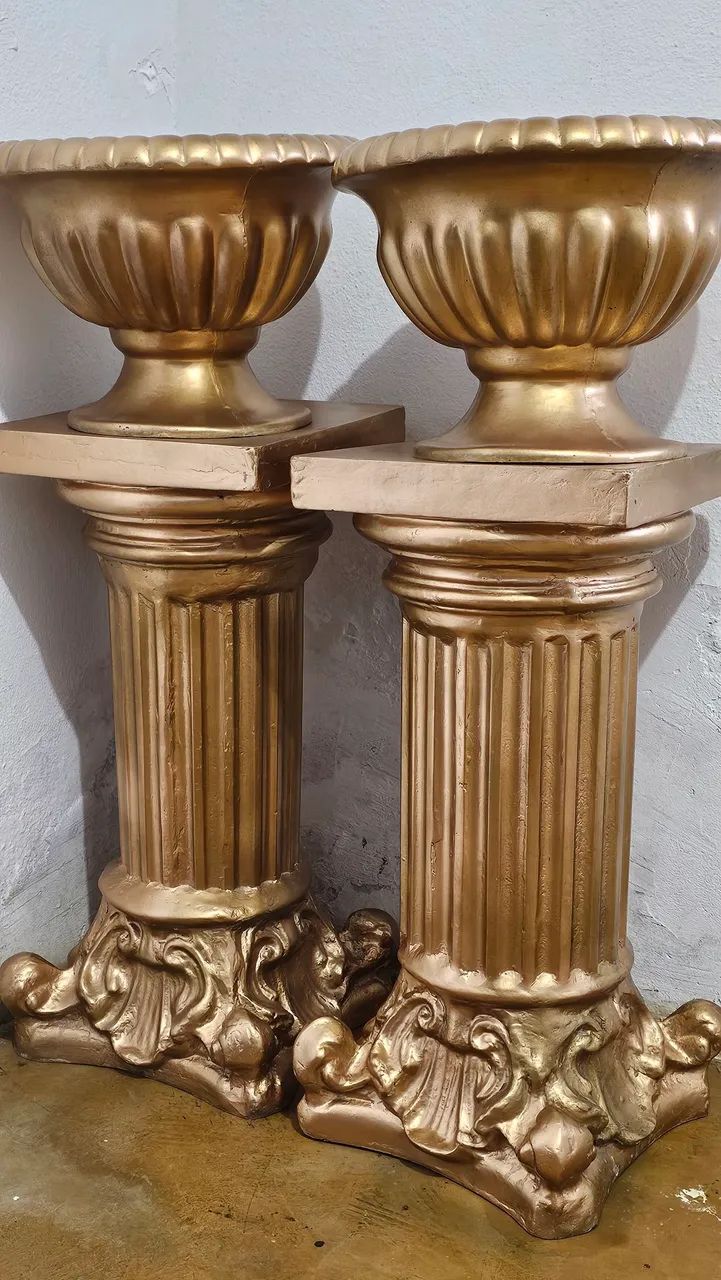 Kit 2 Pilastras com vasos 