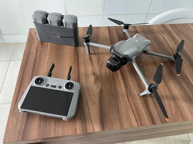 Drone DJI Air 3, Fly + Combo, 4K, Sensor CMOS, GPS, Câmera 48MP