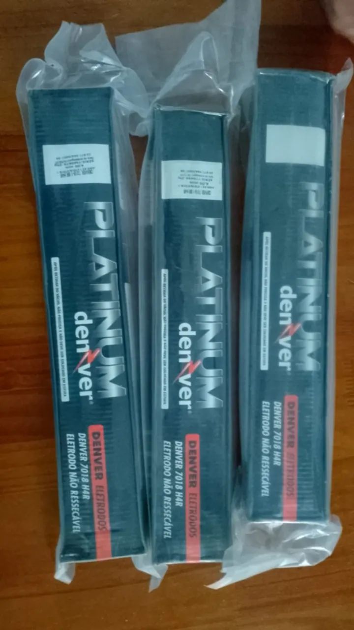 10 pacotes de Eletrodos Denver Platinum 7018 H4R 4,00mm total   20 kg  - Foto 2