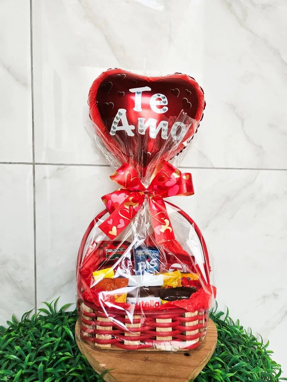 Cesta De chocolate romântica  - Foto 3