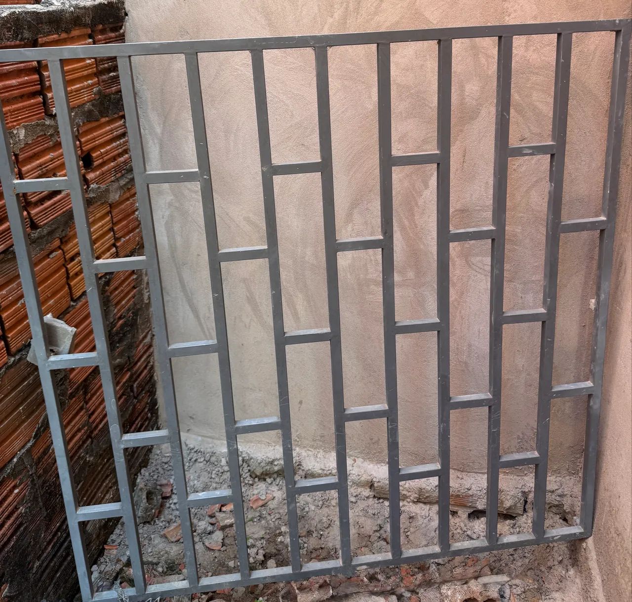 Toldo e grade para Janela  - Foto 4