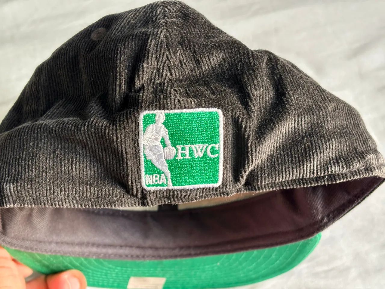 Boné New Era Classics Boston Celtics - Usado - Foto 3