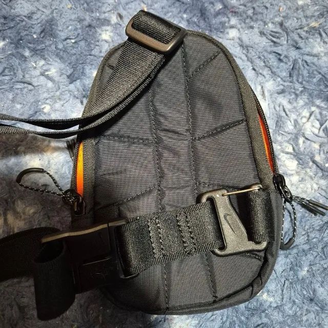 bolsa transversal nike preta - Foto 4