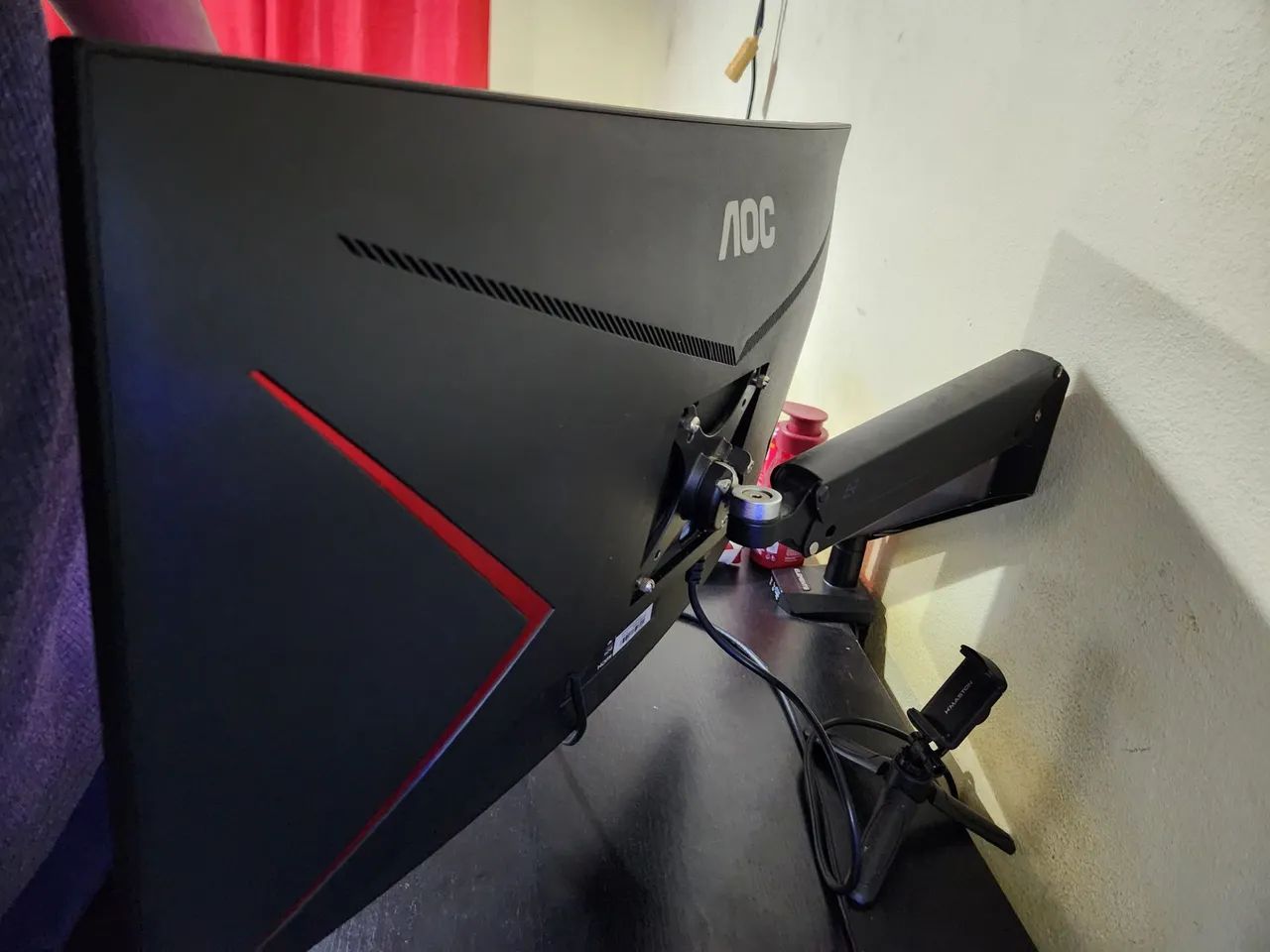 Monitor AOC Curvo - 240Hz - Foto 4