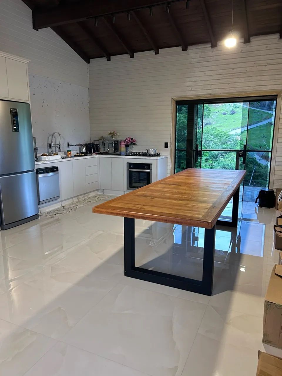 Mesa em Angelim pedra com pés de ferro - Foto 3