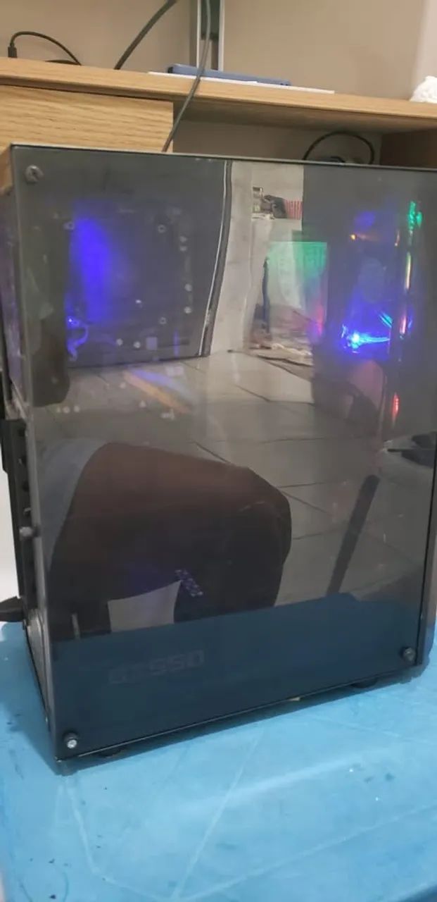 pra vende ligeiro leia a descrição e deixando BEM CLARO É SO A CPU - Foto 5
