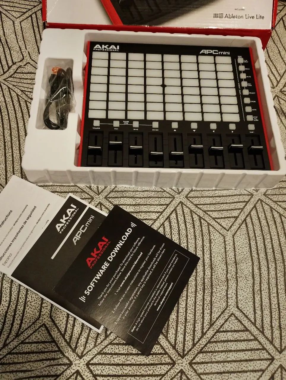 AKAI mini MK2 (nunca usado) - Foto 3