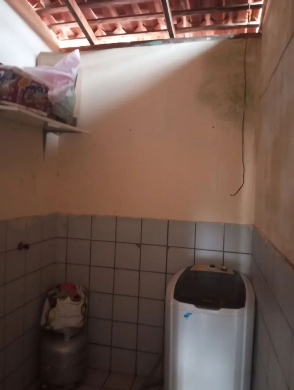 Vende-se casa no Parque Vitoria R$ 90 mil. - Foto 4