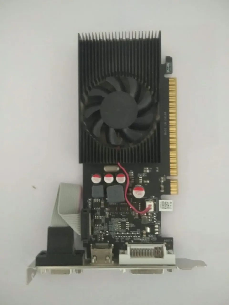 NVIDIA GeForce GT 730 2GB DDR3 - Foto 2