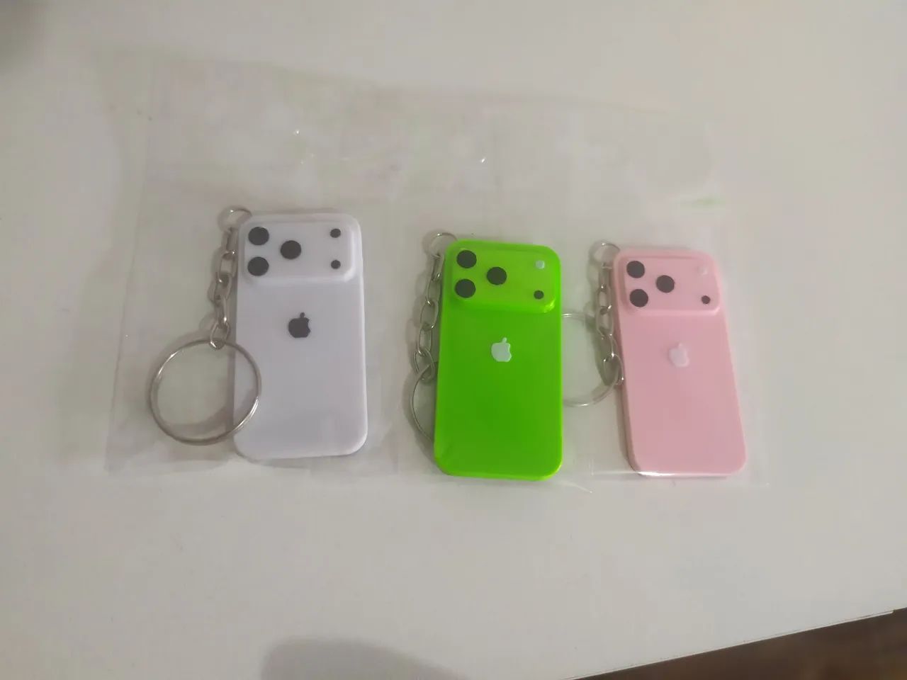 Chaveiro iPhone 17 pro Max 