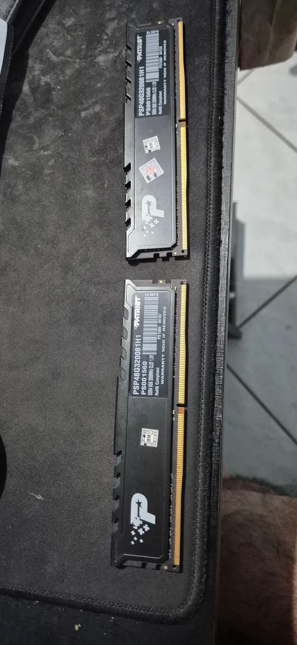 2x MEMORIA RAM 8GB 3200MHZ