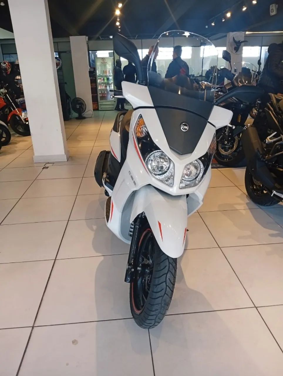 DAFRA  SYM CITYCOM 300i  COMPLETA C/ ABS - Foto 4