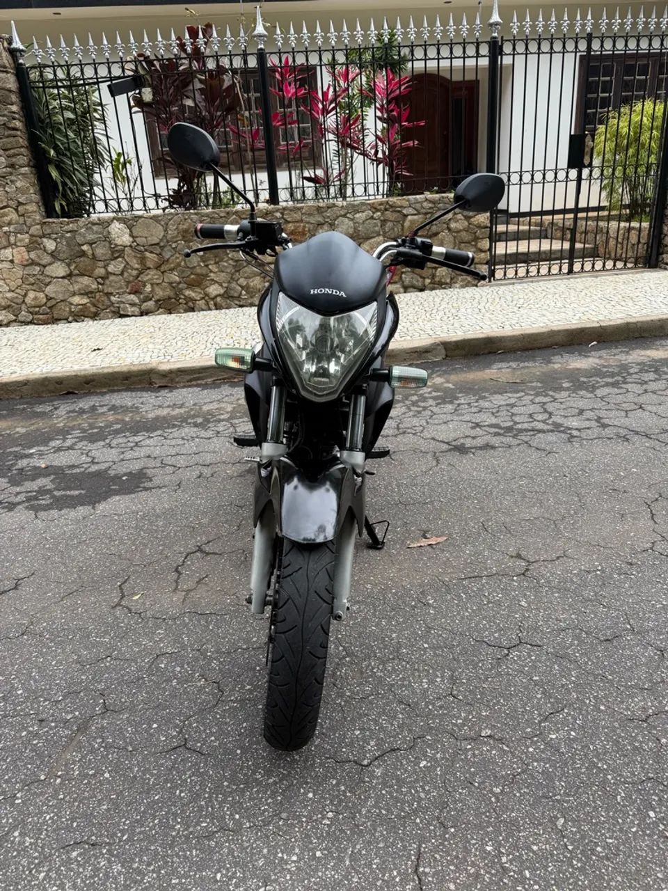 CB 300r 2010 - Foto 3