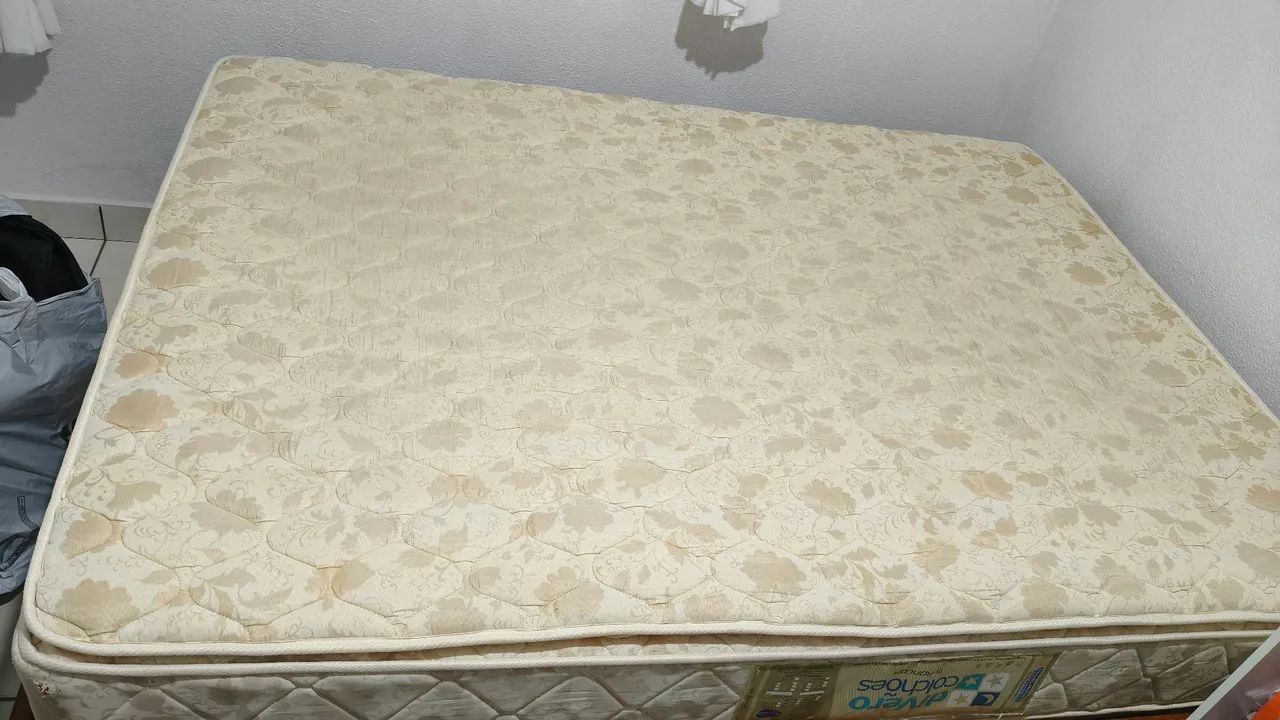 Colchão de casal de molas, com a base  - Foto 4