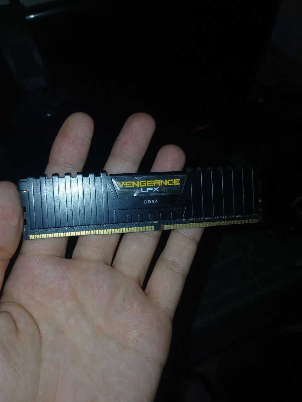 Pente 4gb DDR4 Corsair