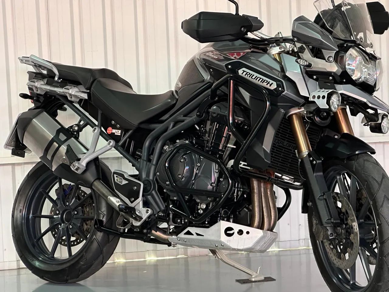 Tiger 1200 Explorer 2015 - 1488600721 | OLX