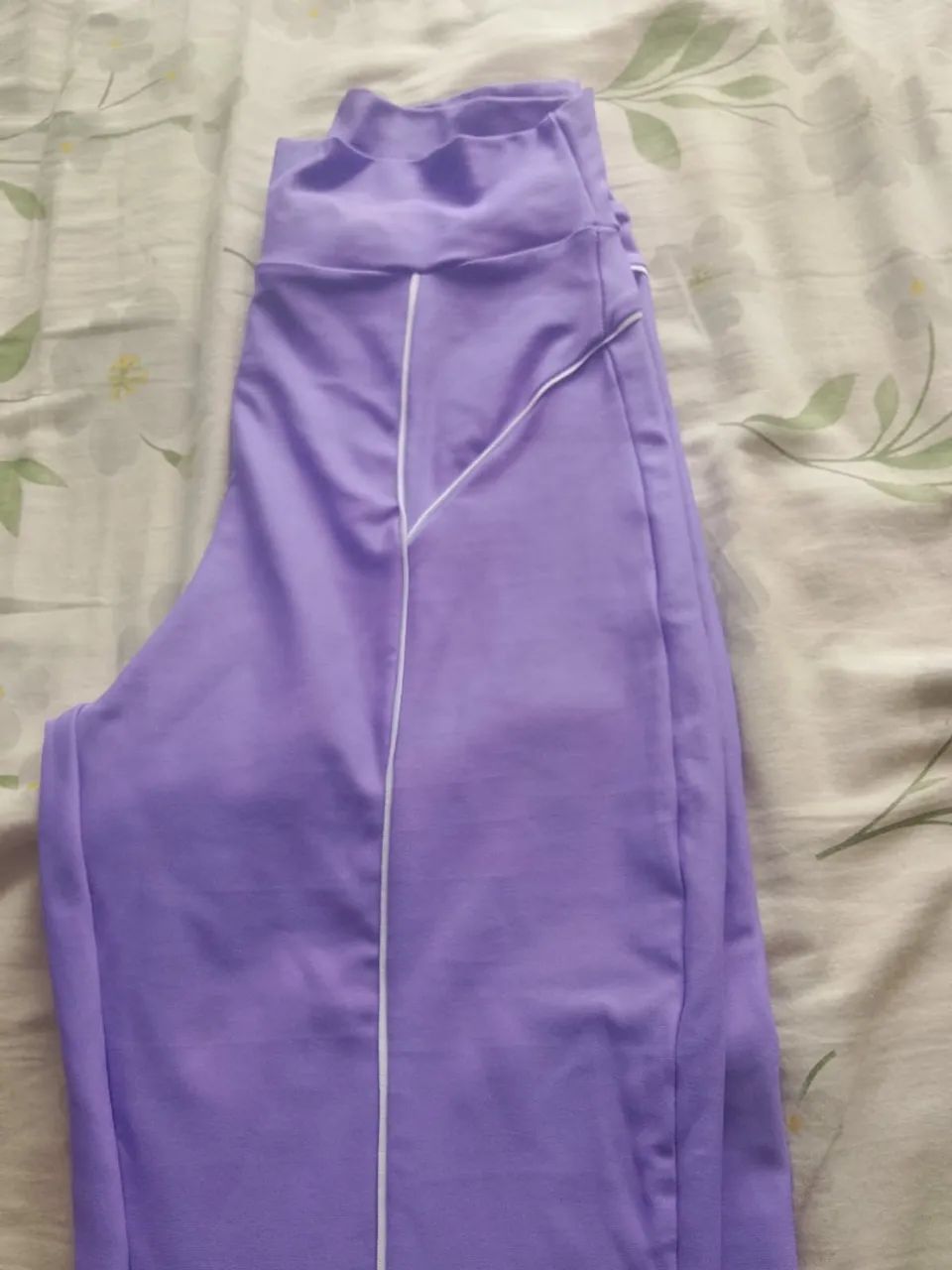 Calça flare fitness 