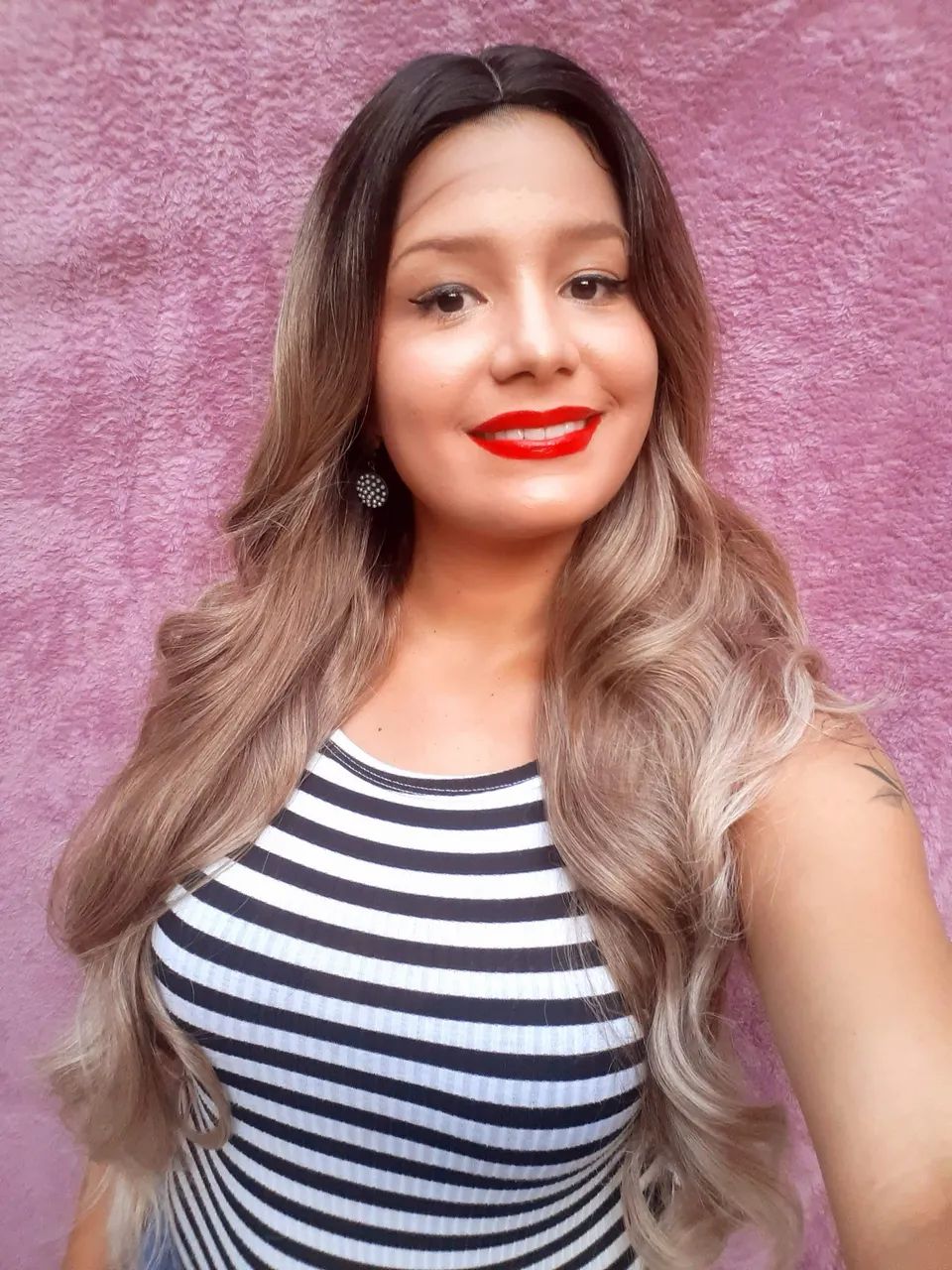 Peruca front lace cabelo humanizado loiro raiz esfumada 70cm  - Foto 5